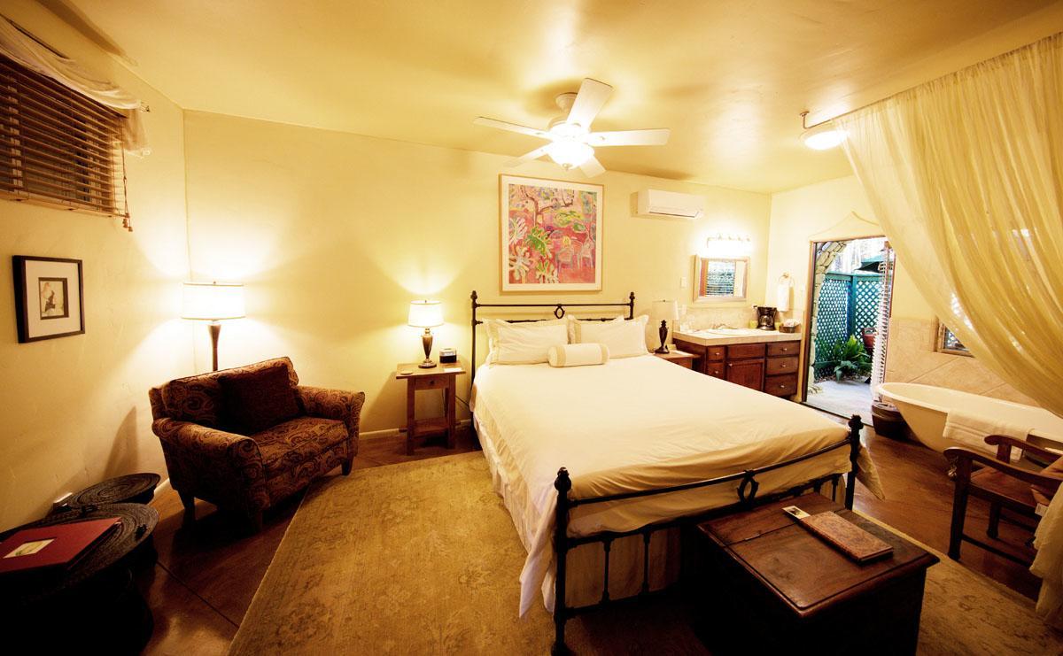 The Emerald Iguana Inn Ojai ภายนอก รูปภาพ